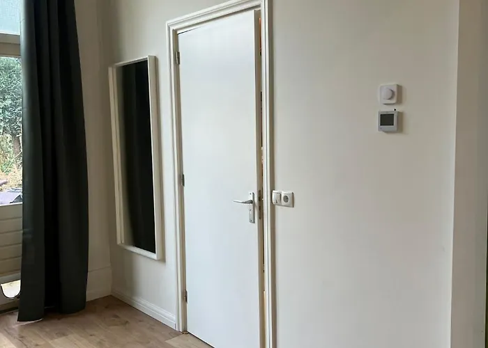 Achterom Oda ve Kahvaltı 3*