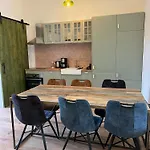 Achterom Bed & Breakfast