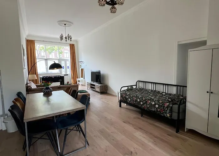 Achterom Bed & Breakfast 3*